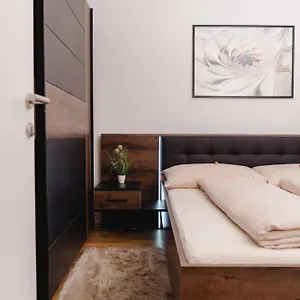 Appartement 10 Minutes To The Center, 2 Minutes To The Metro, Vienne